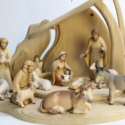 Palais du Rosaire Crèche artisanale en bois de 17 pièces avec l'étable^ Crèche | Statue En Bois