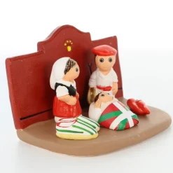 Palais du Rosaire Crèche Pays Basque en céramique 8x7cm^ Crèche