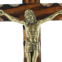 Palais du Rosaire Crucifix en bois avec le Christ en doré de 23 cm^ Crucifix Bois