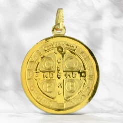 Palais du Rosaire Médaille de Saint Benoît en Or 20mm 9 carats^ Communion | Médaille De Saint