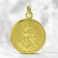 Palais du Rosaire Médaille de Saint Michel en Or 9 carats 16mm^ Profession | Communion