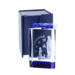 Palais du Rosaire Verre gravé laser 3D reflets bleus Apparition de Lourdes et coeurs 6 cm^ Verre Gravé